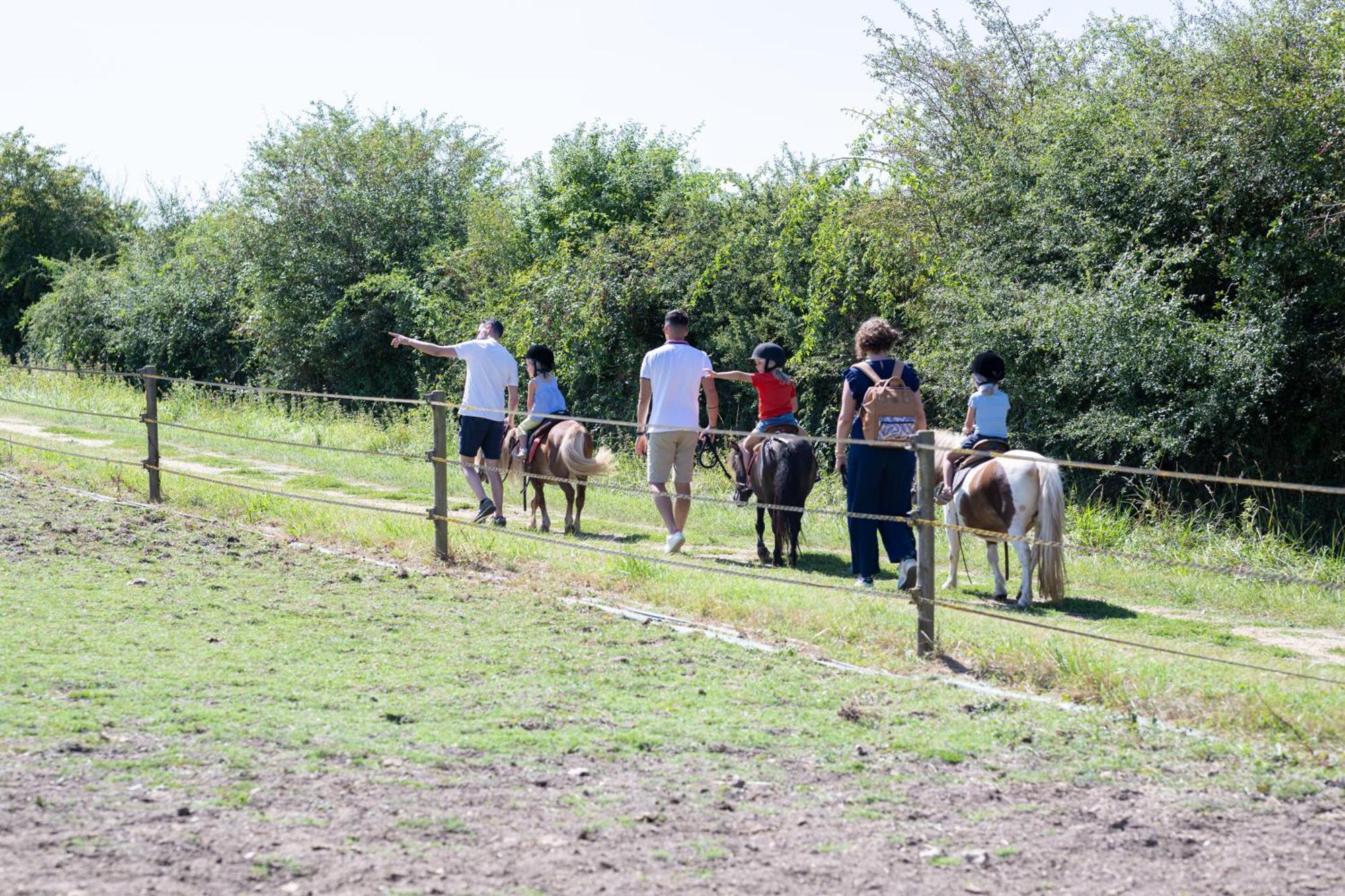 Village Vacances - DéfiPlanet' Dienné Esterno foto