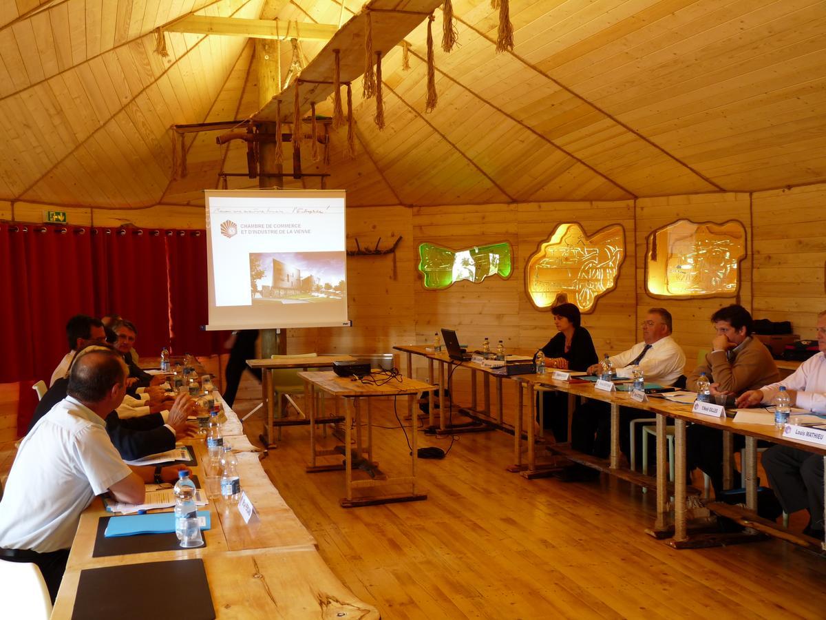 Village Vacances - DéfiPlanet' Dienné Esterno foto