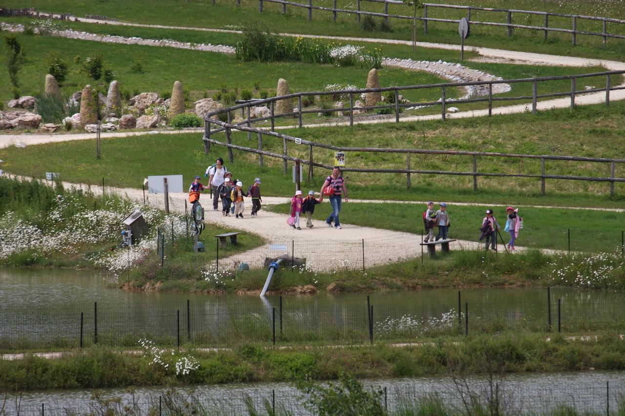 Village Vacances - DéfiPlanet' Dienné Esterno foto
